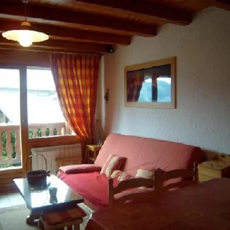 2p Pour 5 Pers, A Deux Pas Des Pistes, Balcon, Cuisine Equipee, Parking, Animaux Ok - Fr-1-733-90