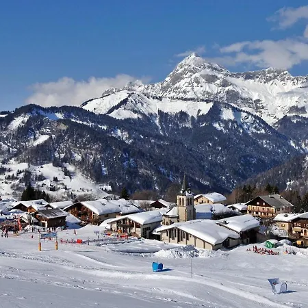 2p Pour 5 Pers, A Deux Pas Des Pistes, Balcon, Cuisine Equipee, Parking, Animaux Ok - Fr-1-733-90 Appartement